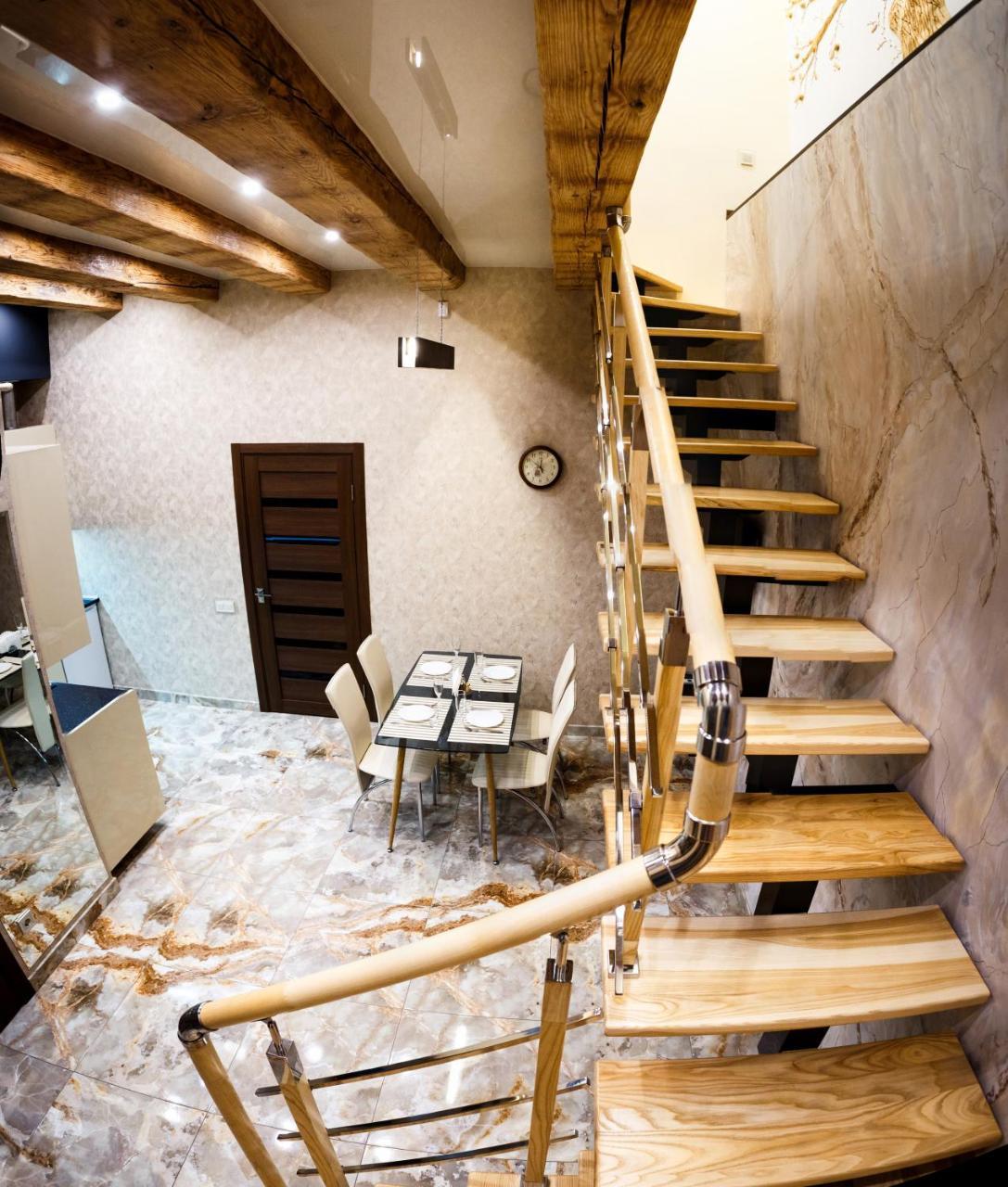 Apartments "The Cultural Capital" Vip Lviv Bagian luar foto